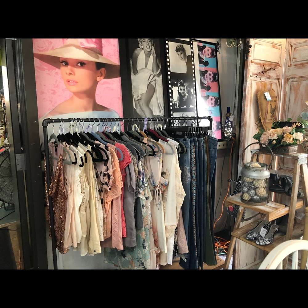 Meet your Posher, Dora